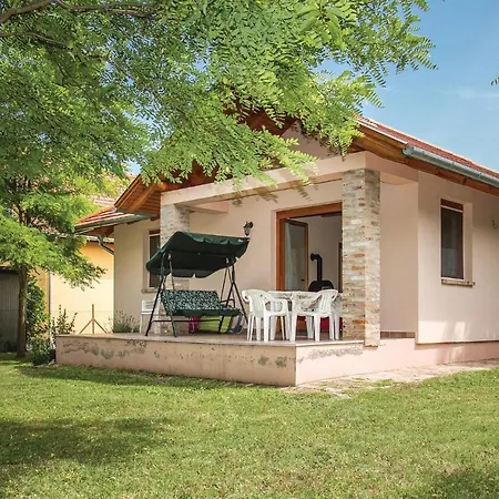 Ferienhaus Awesome In W/ 2 Bedrooms *