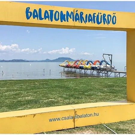 Ferienhaus Awesome In W/ 2 Bedrooms Balatonkeresztúr